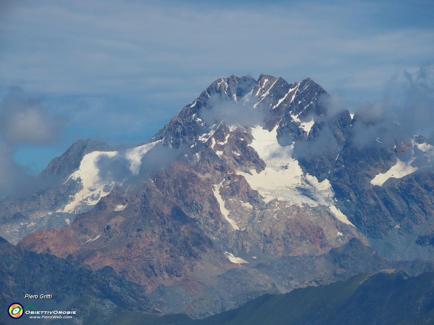 33 Zoom sul Disgrazia (3678 m).JPG